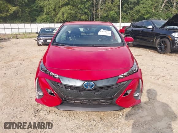 ✅ 2021 Toyota Prius LE • VIN: JTDKAMFP7M3196590 • Lot: 43011141. Wystawiony na IAAI z przebiegiem 85 745 mil. Bezpłatny archiwum sprzedaży aukcyjnych z USA i szczegółowy raport historii pojazdu na DreamBid. Zdjęcie 12.