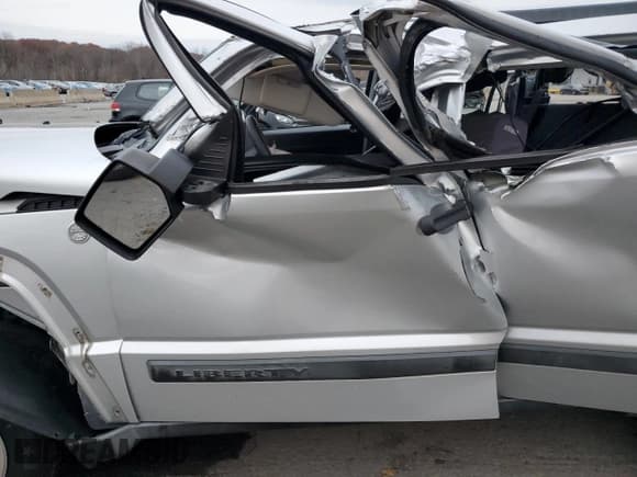 ✅ 2011 Jeep Liberty Sport • VIN: 1J4PN2GK0BW504593 • Лот: 92398505. Опубликован ранее на Copart с пробегом Не указан. Бесплатный доступ к архиву аукционных продаж из США и подробный отчёт об истории автомобиля на DreamBid. Изображение 7.