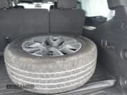 ✅ 2023 Chevrolet Suburban LT • VIN: 1GNSCCKD1PR139004 • Лот: 42626715. Опубликован ранее на IAAI с пробегом 84 427 миль. Бесплатный доступ к архиву аукционных продаж из США и подробный отчёт об истории автомобиля на DreamBid. Изображение 12.