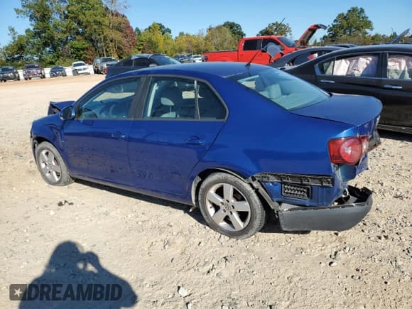 ✅ 2008 Volkswagen Jetta S • VIN: 3VWHM71K28M019011 • Lot: 82537815. Listed on Copart with 145,110 mi. Free auction sales archive from the USA and detailed vehicle history report at DreamBid. Image 2.