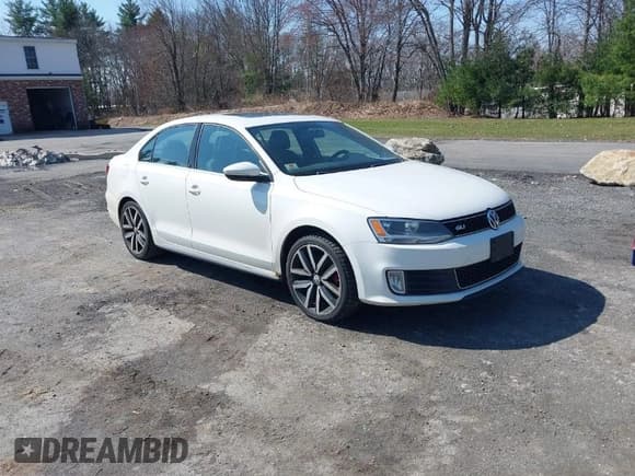 ✅ 2012 Volkswagen Jetta Autobahn • VIN: 3VW4A7AJ9CM011818 • Lot: 42037524. Listed on IAAI with 155,969 mi. Free auction sales archive from the USA and detailed vehicle history report at DreamBid. Image 1.