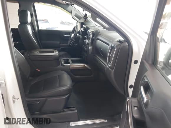 ✅ 2021 Chevrolet Silverado 1500 RST • VIN: 3GCUYEED7MG217646 • Lot: 42643254. Wystawiony na IAAI z przebiegiem 59 175 mil. Bezpłatny archiwum sprzedaży aukcyjnych z USA i szczegółowy raport historii pojazdu na DreamBid. Zdjęcie 5.