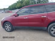 ✅ 2015 Chevrolet Traverse LT • VIN: 1GNKRHKD4FJ194880 • Lot: 43018808. Listed on IAAI with 200,707 mi. Free auction sales archive from the USA and detailed vehicle history report at DreamBid. Image 14.