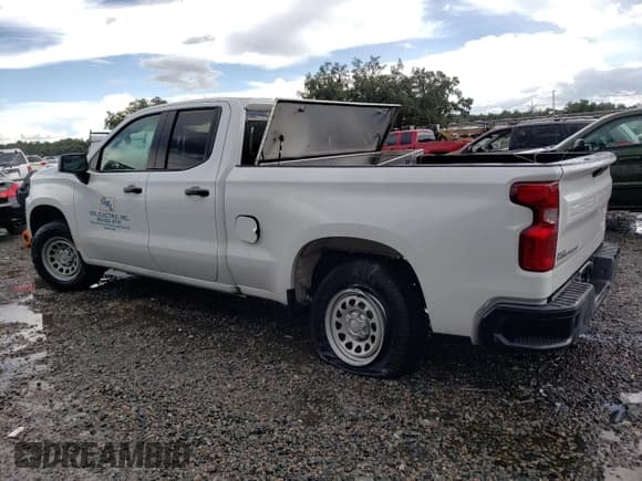 ✅ 2019 Chevrolet Silverado 1500 Work Truck • VIN: 1GCRWAEH0KZ370440 • Lot: 69689874. Wystawiony na Copart z przebiegiem 71 551 mil. Bezpłatny archiwum sprzedaży aukcyjnych z USA i szczegółowy raport historii pojazdu na DreamBid. Zdjęcie 2.