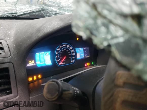 ✅ 2010 Ford Fusion Hybrid • VIN: 3FADP0L36AR379449 • Lot: 90450485. Listed on Copart with 182,109 mi. Free auction sales archive from the USA and detailed vehicle history report at DreamBid. Image 9.