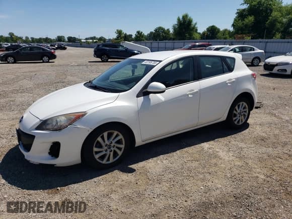 ✅ 2013 Mazda 3 GX • VIN: JM1BL1KF3D1782138 • Lot: 63195755. Listed on Copart with 147,637 mi. Free auction sales archive from the USA and detailed vehicle history report at DreamBid. Image 1.