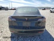 ✅ 2022 Tesla Model 3 • VIN: 5YJ3E1EA9NF339306 • Lot: 48377555. Wystawiony na Copart z przebiegiem 25 847 mil. Bezpłatny archiwum sprzedaży aukcyjnych z USA i szczegółowy raport historii pojazdu na DreamBid. Zdjęcie 6.