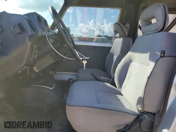 ✅ 1987 Suzuki Samurai • VIN: JS3JC51C3H4186141 • Lot: 72551804. Listed on Copart with 525,030 mi. Free auction sales archive from the USA and detailed vehicle history report at DreamBid. Image 7.