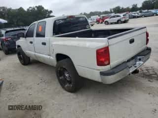 2005 Dodge Dakota SLT с VIN 1D7HE48N85S165422, выставлен на аукционе Copart как лот 79290624 с пробегом Не указан миль и Чистый • Clean title. История ставок и продаж доступна на DreamBid. Изображение 2.