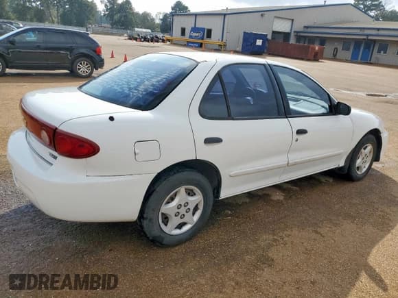 ✅ 2004 Chevrolet Cavalier • VIN: 1G1JC52F847282355 • Lot: 90481585. Listed on Copart with 82,895 mi. Free auction sales archive from the USA and detailed vehicle history report at DreamBid. Image 3.