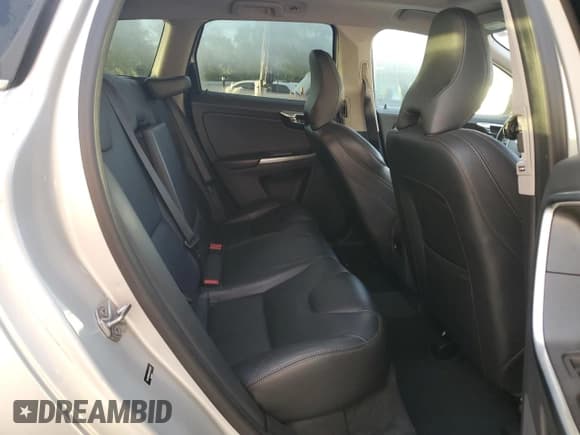 ✅ 2017 Volvo XC60 Dynamic • VIN: YV449MRR0H2204469 • Lot: 86513605. Listed on Copart with 94,955 mi. Free auction sales archive from the USA and detailed vehicle history report at DreamBid. Image 11.