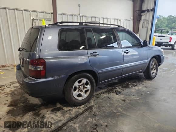 2006 Toyota Highlander с VIN JTEGD21A260152310, выставлен на аукционе Copart как лот 64115715 с пробегом 306 829 миль миль и Списание • Salvage title. История ставок и продаж доступна на DreamBid. Изображение 3.