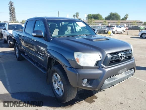 ✅ 2015 Toyota Tacoma PreRunner • VIN: 3TMKU4HN6FM044529 • Lot: 43031258. Listed on IAAI with 167,715 mi. Free auction sales archive from the USA and detailed vehicle history report at DreamBid. Image 1.
