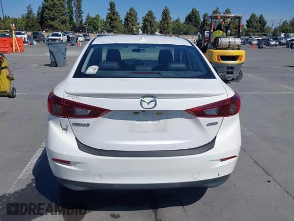 ✅ 2014 Mazda 3 i Grand Touring • VIN: JM1BM1W76E1129580 • Lot: 42542974. Wystawiony na IAAI z przebiegiem 146 232 mil. Bezpłatny archiwum sprzedaży aukcyjnych z USA i szczegółowy raport historii pojazdu na DreamBid. Zdjęcie 17.