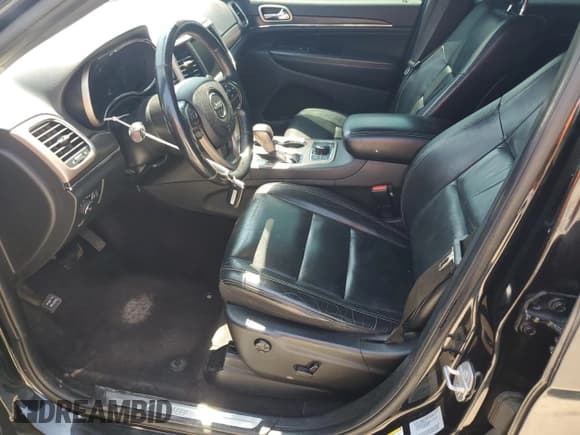 ✅ 2016 Jeep Grand Cherokee Limited • VIN: 1C4RJFBG8GC405467 • Lot: 61723125. Listed on Copart with 143,410 mi. Free auction sales archive from the USA and detailed vehicle history report at DreamBid. Image 7.