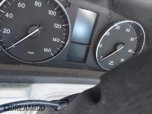 ✅ 2007 Mercedes-Benz C 230 Sport • VIN: WDBRF52H77F920266 • Lot: 41692735. Wystawiony na IAAI z przebiegiem Nie podano. Bezpłatny archiwum sprzedaży aukcyjnych z USA i szczegółowy raport historii pojazdu na DreamBid. Zdjęcie 7.