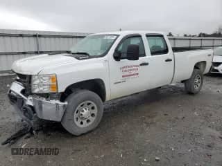 2013 Chevrolet Silverado 3500HD Work Truck z VIN 1GC4KZCG1DF216080, wystawiony jako Copart lot #80212084 z przebiegiem 399 144 mil mil oraz Szkoda całkowita • Salvage title. Historia ofert i sprzedaży dostępna na DreamBid. Obrazek 1.