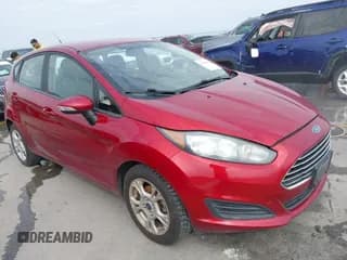 ✅ 2015 Ford Fiesta SE • VIN: 3FADP4EJ8FM125880 • Lot: 43162101. Wystawiony na IAAI z przebiegiem 124 014 mil. Bezpłatny archiwum sprzedaży aukcyjnych z USA i szczegółowy raport historii pojazdu na DreamBid. Zdjęcie 1.