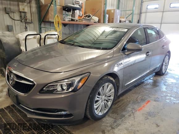 ✅ 2019 Buick LaCrosse Essence • VIN: 1G4ZP5SZ7KU112068 • Lot: 83086984. Wystawiony na Copart z przebiegiem 34 260 mil. Bezpłatny archiwum sprzedaży aukcyjnych z USA i szczegółowy raport historii pojazdu na DreamBid. Zdjęcie 1.