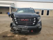 ✅ 2019 GMC Sierra 1500 • VIN: 1GTR9EED0KZ232683 • Lot: 59585785. Wystawiony na Copart z przebiegiem 68 473 mil. Bezpłatny archiwum sprzedaży aukcyjnych z USA i szczegółowy raport historii pojazdu na DreamBid. Zdjęcie 5.