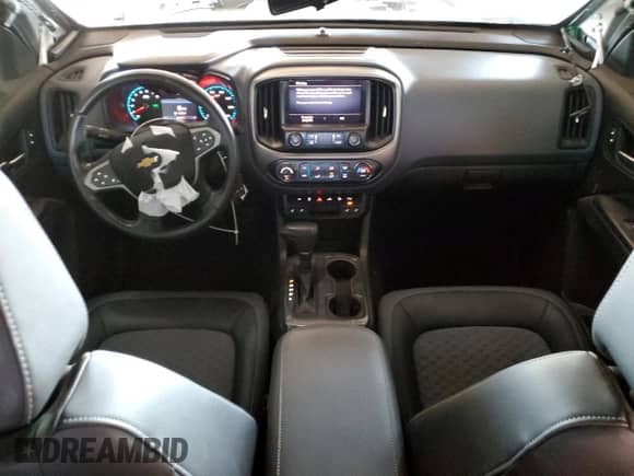 2020 Chevrolet Colorado 2WD Z71 z VIN 1GCGSDEN2L1124886, wystawiony jako Copart lot #49735425 z przebiegiem 36 643 mil mil oraz Szkoda całkowita • Salvage title. Historia ofert i sprzedaży dostępna na DreamBid. Obrazek 8.