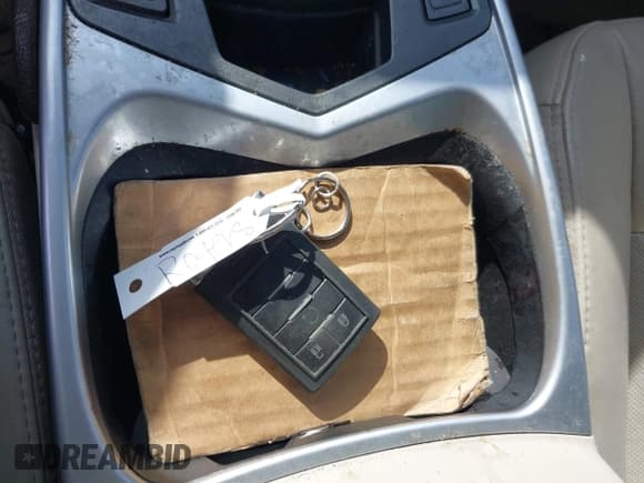 ✅ 2012 Cadillac SRX Premium Collection • VIN: 3GYFNFE36CS543331 • Lot: 43595964. Wystawiony na IAAI z przebiegiem 233 285 mil. Bezpłatny archiwum sprzedaży aukcyjnych z USA i szczegółowy raport historii pojazdu na DreamBid. Zdjęcie 11.