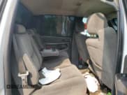 ✅ 2006 Chevrolet Silverado 2500HD LT3 • VIN: 1GCHK232X6F110873 • Lot: 86475445. Wystawiony na Copart z przebiegiem 226 349 mil. Bezpłatny archiwum sprzedaży aukcyjnych z USA i szczegółowy raport historii pojazdu na DreamBid. Zdjęcie 10.