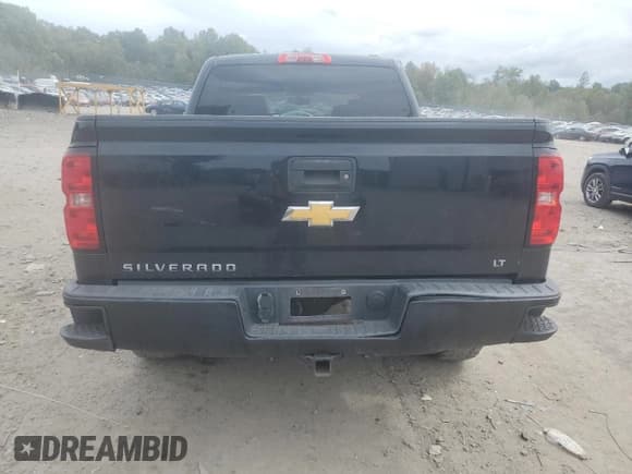 ✅ 2017 Chevrolet Silverado 1500 LT • VIN: 3GCUKREC1HG199814 • Лот: 71419184. Опубликован ранее на Copart с пробегом Не указан. Бесплатный доступ к архиву аукционных продаж из США и подробный отчёт об истории автомобиля на DreamBid. Изображение 6.