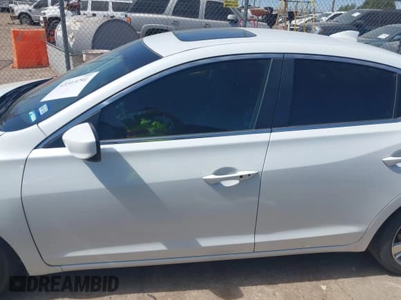 ✅ 2015 Acura ILX Premium • VIN: 19VDE1F50FE006367 • Lot: 43313791. Wystawiony na IAAI z przebiegiem 147 902 mil. Bezpłatny archiwum sprzedaży aukcyjnych z USA i szczegółowy raport historii pojazdu na DreamBid. Zdjęcie 14.