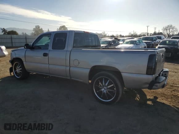 ✅ 2006 Chevrolet Silverado 1500 LS • VIN: 1GCEC19X86Z113816 • Lot: 44945075. Listed on Copart with 153,592 mi. Free auction sales archive from the USA and detailed vehicle history report at DreamBid. Image 2.