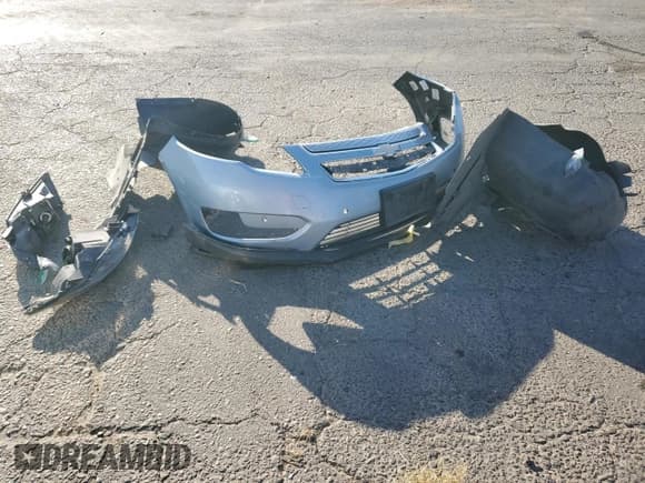 ✅ 2015 Chevrolet Volt • VIN: 1G1RD6E48FU142102 • Lot: 75726744. Wystawiony na Copart z przebiegiem 186 291 mil. Bezpłatny archiwum sprzedaży aukcyjnych z USA i szczegółowy raport historii pojazdu na DreamBid. Zdjęcie 12.