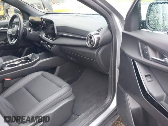 2025 Chevrolet Equinox FWD LT с VIN 3GNAXHEG6SL163477, выставлен на аукционе IAAI как лот 42600481 с пробегом 16 499 миль миль и . История ставок и продаж доступна на DreamBid. Изображение 5.