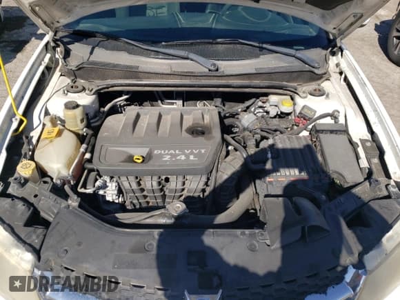 ✅ 2011 Dodge Avenger Mainstreet • VIN: 1B3BD1FB0BN593426 • Лот: 42881044. Опубликован ранее на Copart с пробегом 198 308 миль. Бесплатный доступ к архиву аукционных продаж из США и подробный отчёт об истории автомобиля на DreamBid. Изображение 11.