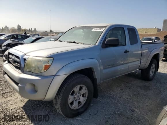 ✅ 2005 Toyota Tacoma PreRunner • VIN: 5TETU62N15Z080395 • Lot: 91316345. Listed on Copart with 217,797 mi. Free auction sales archive from the USA and detailed vehicle history report at DreamBid. Image 1.