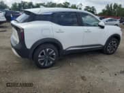 ✅ 2025 Nissan Kicks SV • VIN: 3N8AP6CB1SL300947 • Лот: 69001595. Опубликован ранее на Copart с пробегом 6 623 миль. Бесплатный доступ к архиву аукционных продаж из США и подробный отчёт об истории автомобиля на DreamBid. Изображение 3.