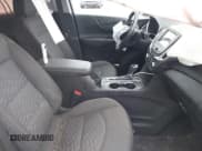 ✅ 2019 Chevrolet Equinox LT • VIN: 3GNAXWEU5KL290702 • Лот: 40751867. Опубликован ранее на IAAI с пробегом 102 698 миль. Бесплатный доступ к архиву аукционных продаж из США и подробный отчёт об истории автомобиля на DreamBid. Изображение 5.