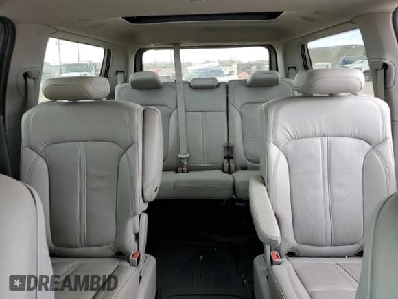 ✅ 2022 Jeep Wagoneer Series III • VIN: 1C4SJVDTXNS102487 • Lot: 82787205. Listed on Copart with 99,353 mi. Free auction sales archive from the USA and detailed vehicle history report at DreamBid. Image 10.