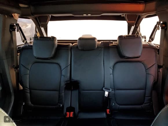 ✅ 2021 Ford Bronco • VIN: 1FMDE5BH8MLB06439 • Lot: 82162945. Listed on Copart with 39,199 mi. Free auction sales archive from the USA and detailed vehicle history report at DreamBid. Image 10.