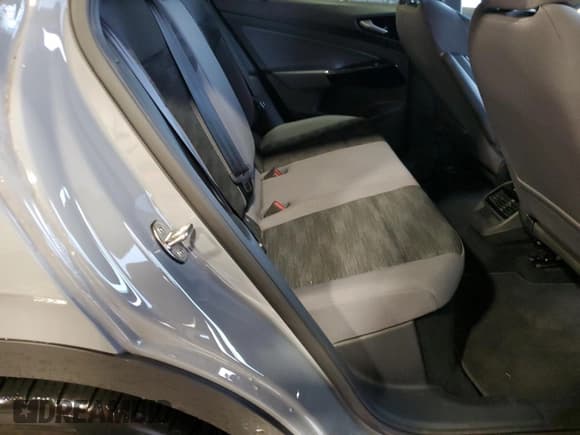 ✅ 2021 Volkswagen ID.4 Pro • VIN: WVGJNPE2XMP061051 • Lot: 46786625. Wystawiony na Copart z przebiegiem 4 894 mil. Bezpłatny archiwum sprzedaży aukcyjnych z USA i szczegółowy raport historii pojazdu na DreamBid. Zdjęcie 11.