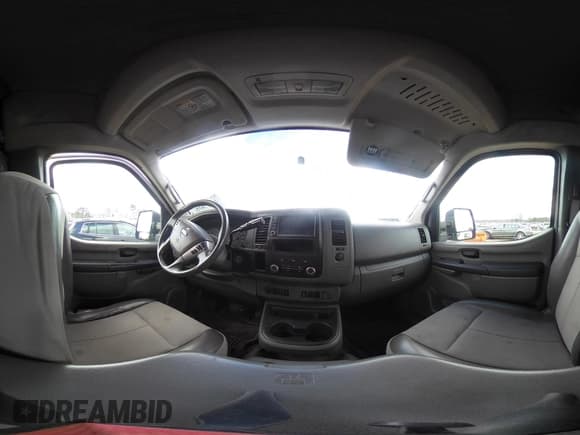 ✅ 2019 Nissan NV Cargo SV • VIN: 1N6AF0LY4KN807287 • Lot: 41737035. Wystawiony na IAAI z przebiegiem 132 053 mil. Bezpłatny archiwum sprzedaży aukcyjnych z USA i szczegółowy raport historii pojazdu na DreamBid. Zdjęcie 18.