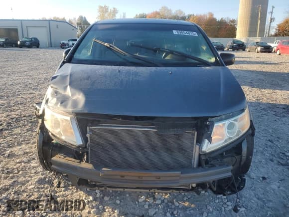 ✅ 2011 Honda Odyssey Touring • VIN: 5FNRL5H95BB036446 • Лот: 89854825. Опубликован ранее на Copart с пробегом 178 837 миль. Бесплатный доступ к архиву аукционных продаж из США и подробный отчёт об истории автомобиля на DreamBid. Изображение 5.