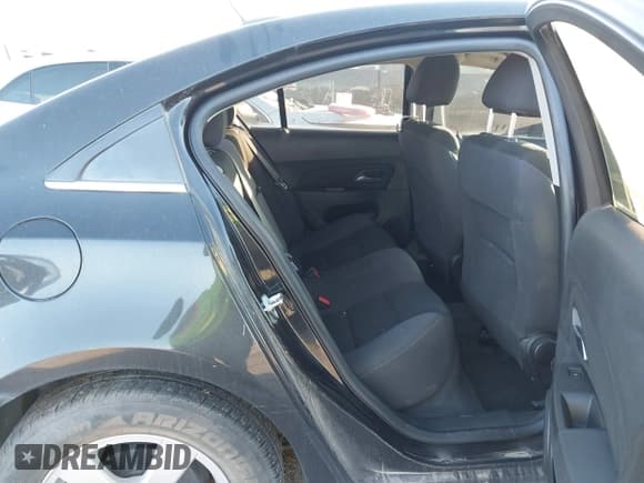 ✅ 2015 Chevrolet Cruze LT • VIN: 1G1PC5SB8F7193377 • Lot: 43623806. Listed on IAAI with 87,587 mi. Free auction sales archive from the USA and detailed vehicle history report at DreamBid. Image 8.