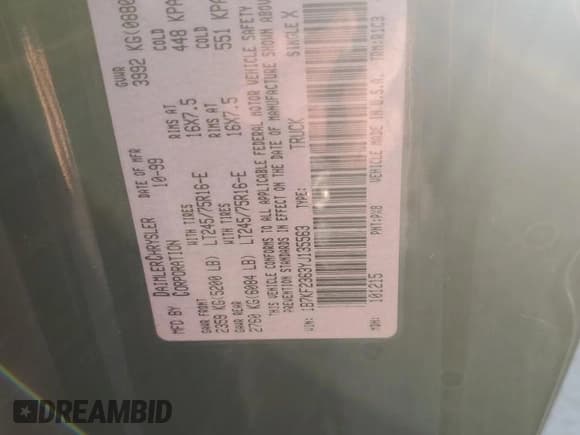 ✅ 2000 Dodge 2500 • VIN: 1B7KF2363YJ135563 • Lot: 81561185. Wystawiony na Copart z przebiegiem 248 411 mil. Bezpłatny archiwum sprzedaży aukcyjnych z USA i szczegółowy raport historii pojazdu na DreamBid. Zdjęcie 13.