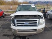 ✅ 2013 Ford Expedition Max XLT • VIN: 1FMJK1J5XDEF29202 • Lot: 43726370. Wystawiony na IAAI z przebiegiem 243 790 mil. Bezpłatny archiwum sprzedaży aukcyjnych z USA i szczegółowy raport historii pojazdu na DreamBid. Zdjęcie 12.