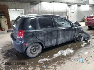 ✅ 2007 Chevrolet Aveo LS • VIN: KL1TD66607B762461 • Lot: 45194665. Wystawiony na Copart z przebiegiem Nie podano. Bezpłatny archiwum sprzedaży aukcyjnych z USA i szczegółowy raport historii pojazdu na DreamBid. Zdjęcie 3.