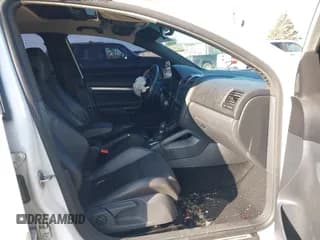 ✅ 2008 Volkswagen Golf GTI • VIN: WVWHV71K58W293609 • Lot: 43242583. Wystawiony na IAAI z przebiegiem 223 759 mil. Bezpłatny archiwum sprzedaży aukcyjnych z USA i szczegółowy raport historii pojazdu na DreamBid. Zdjęcie 5.