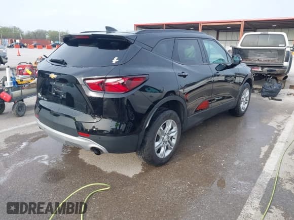 ✅ 2020 Chevrolet Blazer LT • VIN: 3GNKBHRS0LS561356 • Лот: 41908230. Опубликован ранее на IAAI с пробегом 117 614 миль. Бесплатный доступ к архиву аукционных продаж из США и подробный отчёт об истории автомобиля на DreamBid. Изображение 4.
