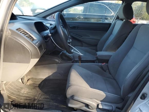 ✅ 2009 Honda Civic DX-G • VIN: 2HGFA16489H101594 • Lot: 84736935. Listed on Copart with 253,093 mi. Free auction sales archive from the USA and detailed vehicle history report at DreamBid. Image 7.