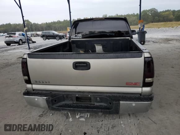 ✅ 2000 GMC Sierra 1500 SLE • VIN: 2GTEC19V1Y1232074 • Lot: 87410225. Listed on Copart with 241,329 mi. Free auction sales archive from the USA and detailed vehicle history report at DreamBid. Image 6.