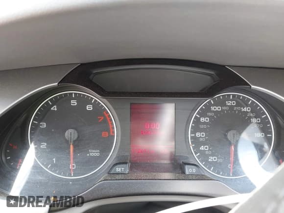 ✅ 2010 Audi A4 Premium Plus • VIN: WAUHFAFL2AN051767 • Лот: 41899587. Опубликован ранее на IAAI с пробегом 112 011 миль. Бесплатный доступ к архиву аукционных продаж из США и подробный отчёт об истории автомобиля на DreamBid. Изображение 7.